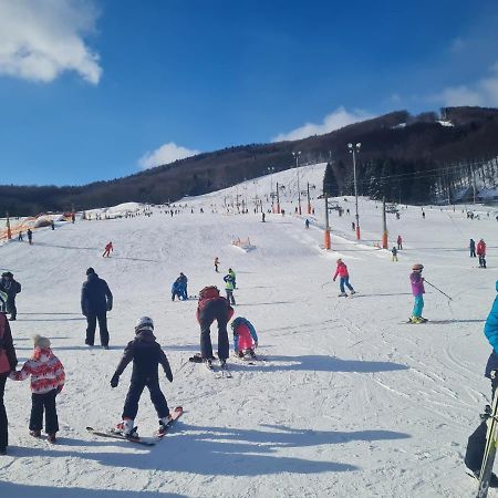 Snowland Apartmany Valca Exterior photo