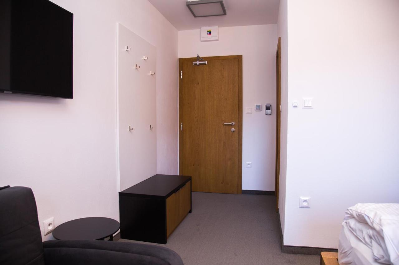 Snowland Apartmany Valca Exterior photo